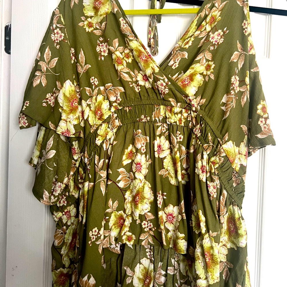 Light Summer Floral Top